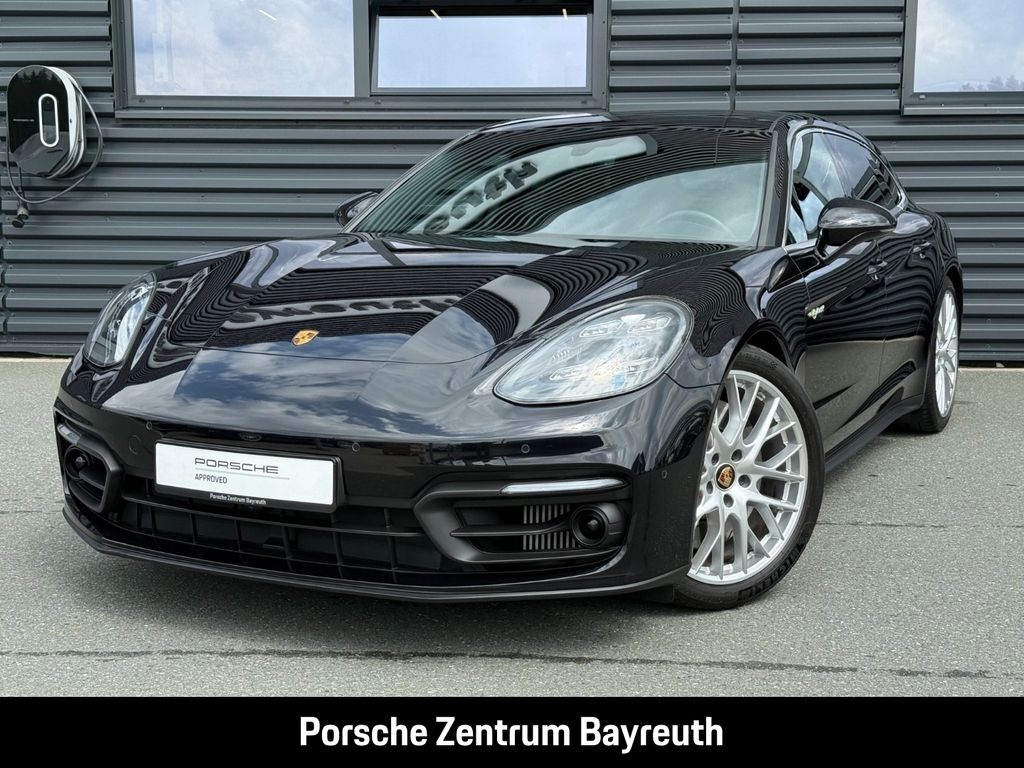 Porsche Panamera 2021