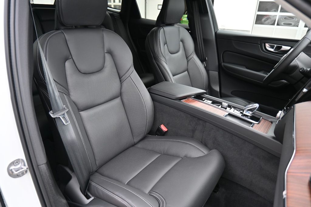 Volvo XC60 2024