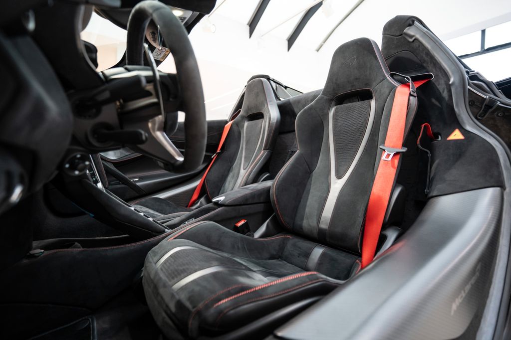 McLaren 750S 2023