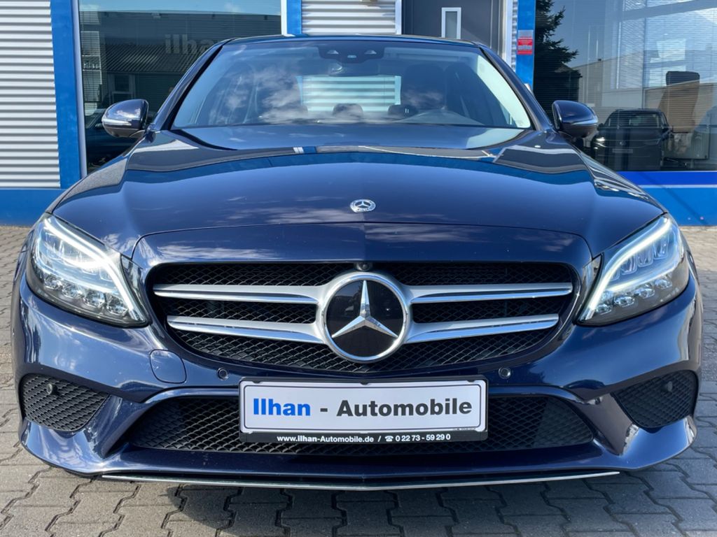 Mercedes-Benz C 300 2021