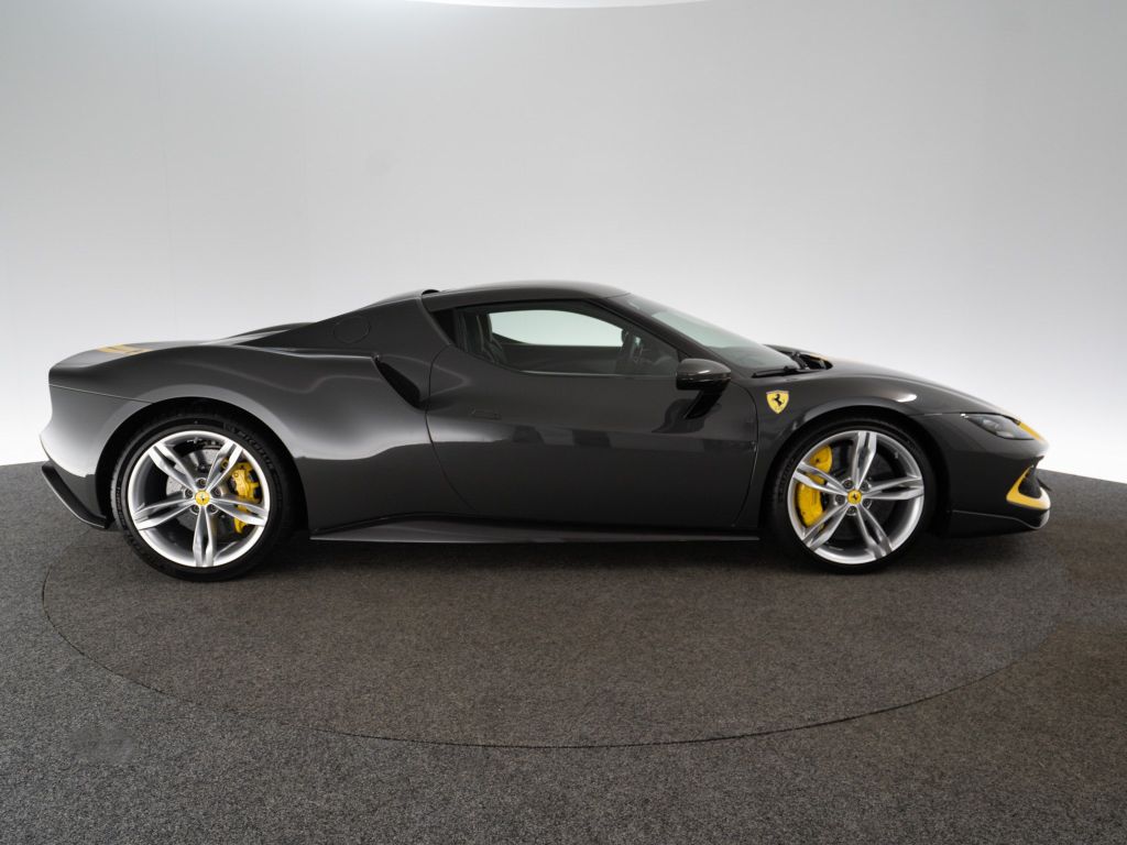 Ferrari 296 GTB 2024