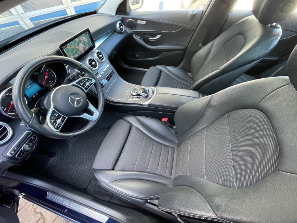 Mercedes-Benz C 300 2021