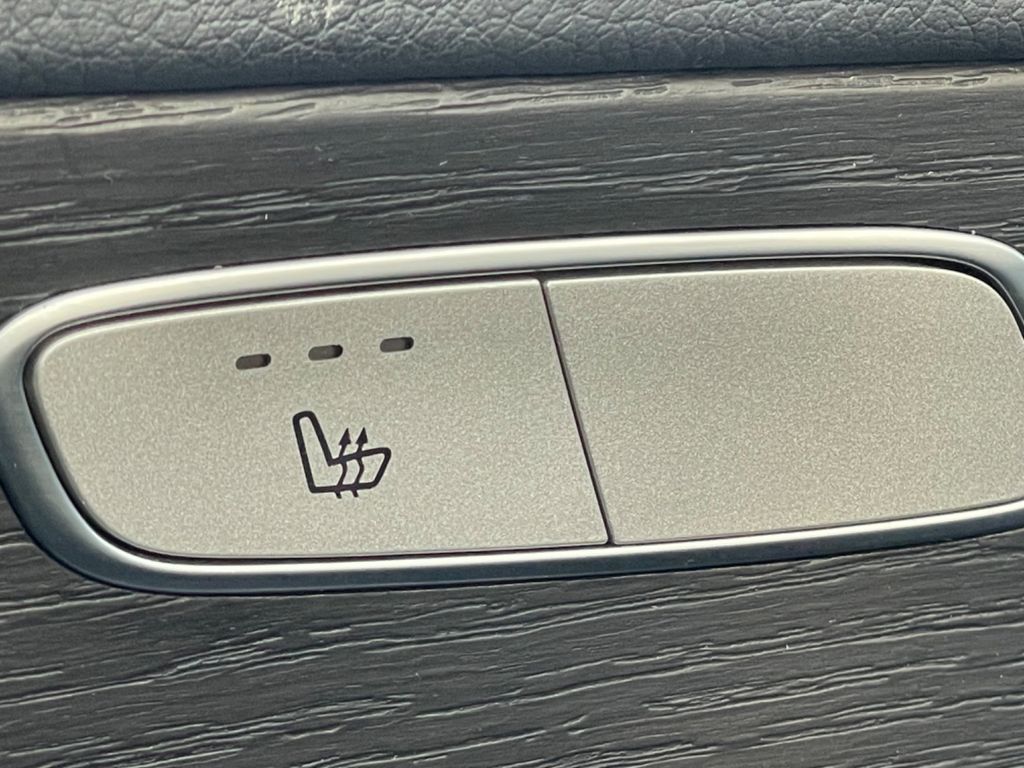 Mercedes-Benz C 300 2021