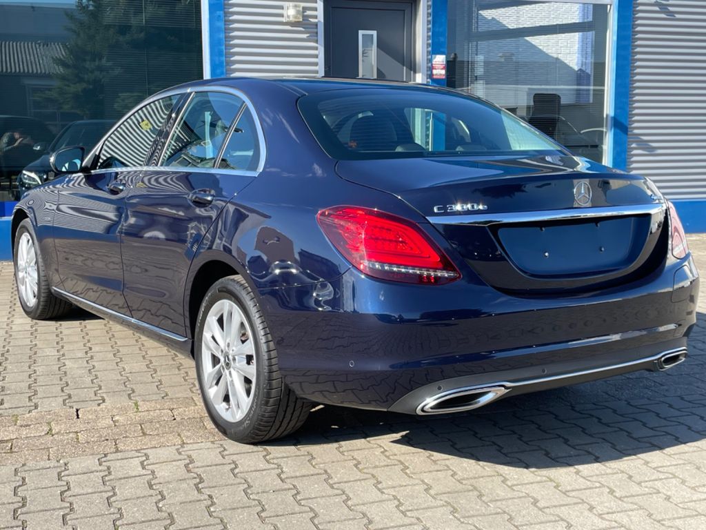 Mercedes-Benz C 300 2021