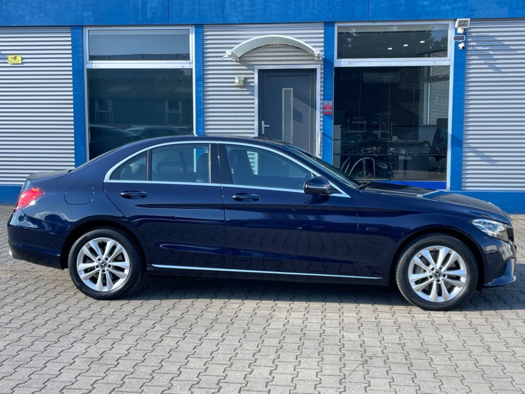 Mercedes-Benz C 300 2021