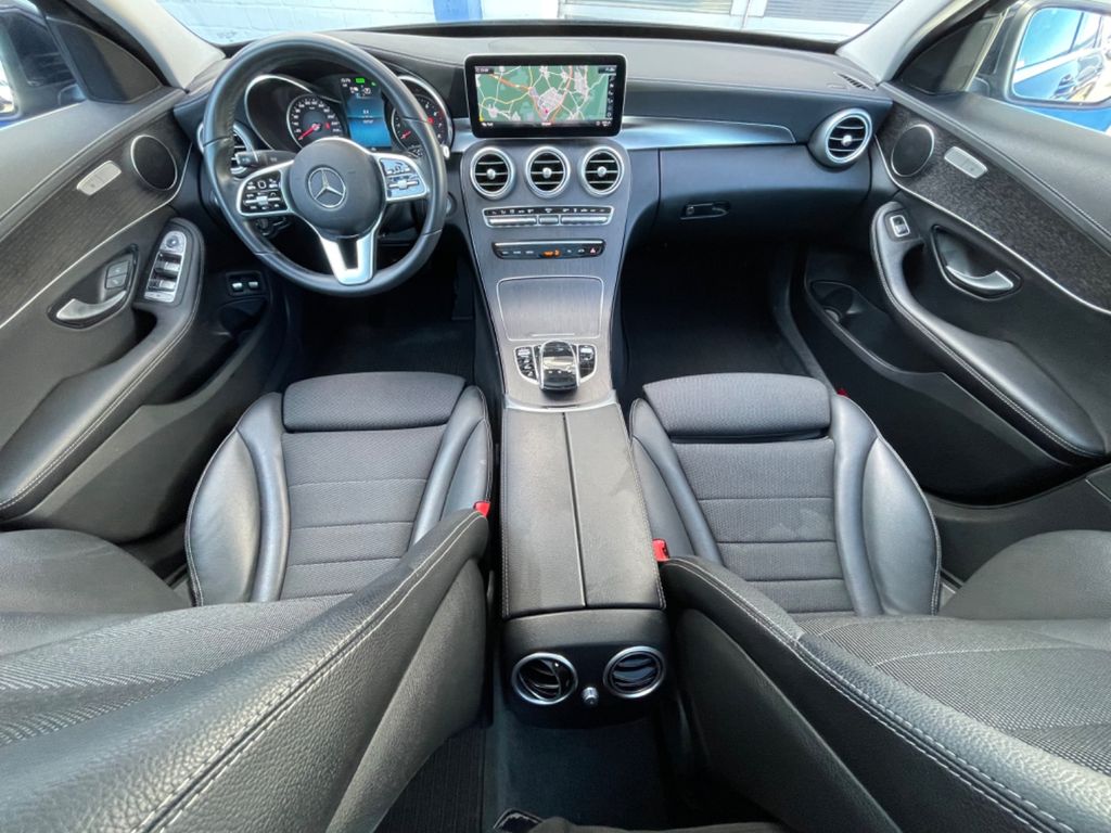 Mercedes-Benz C 300 2021