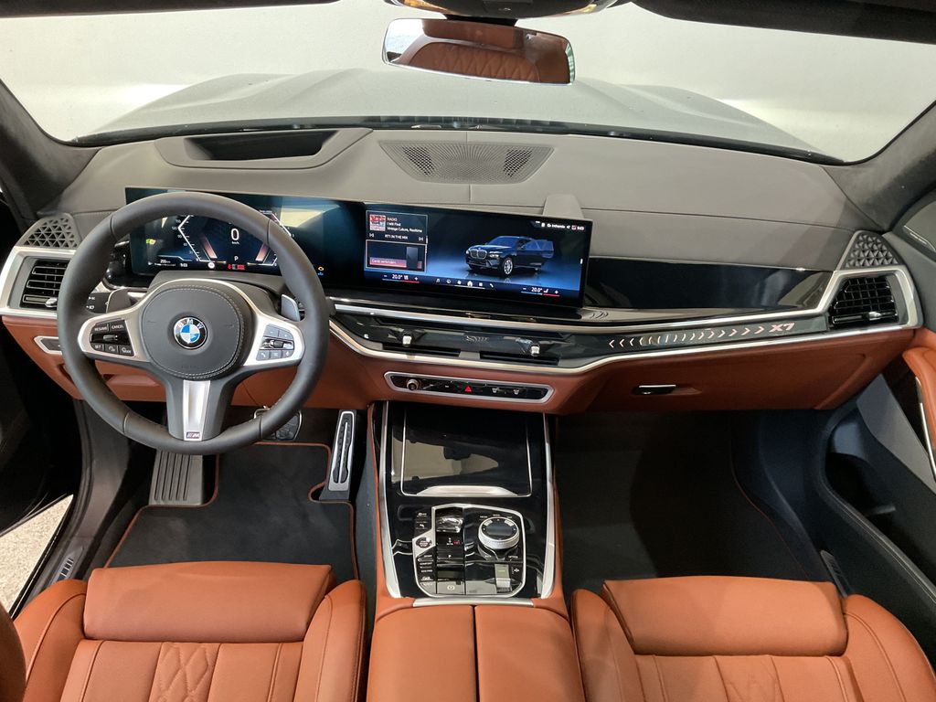 BMW X7 2025