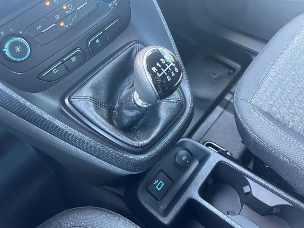 Ford Transit Connect 2025