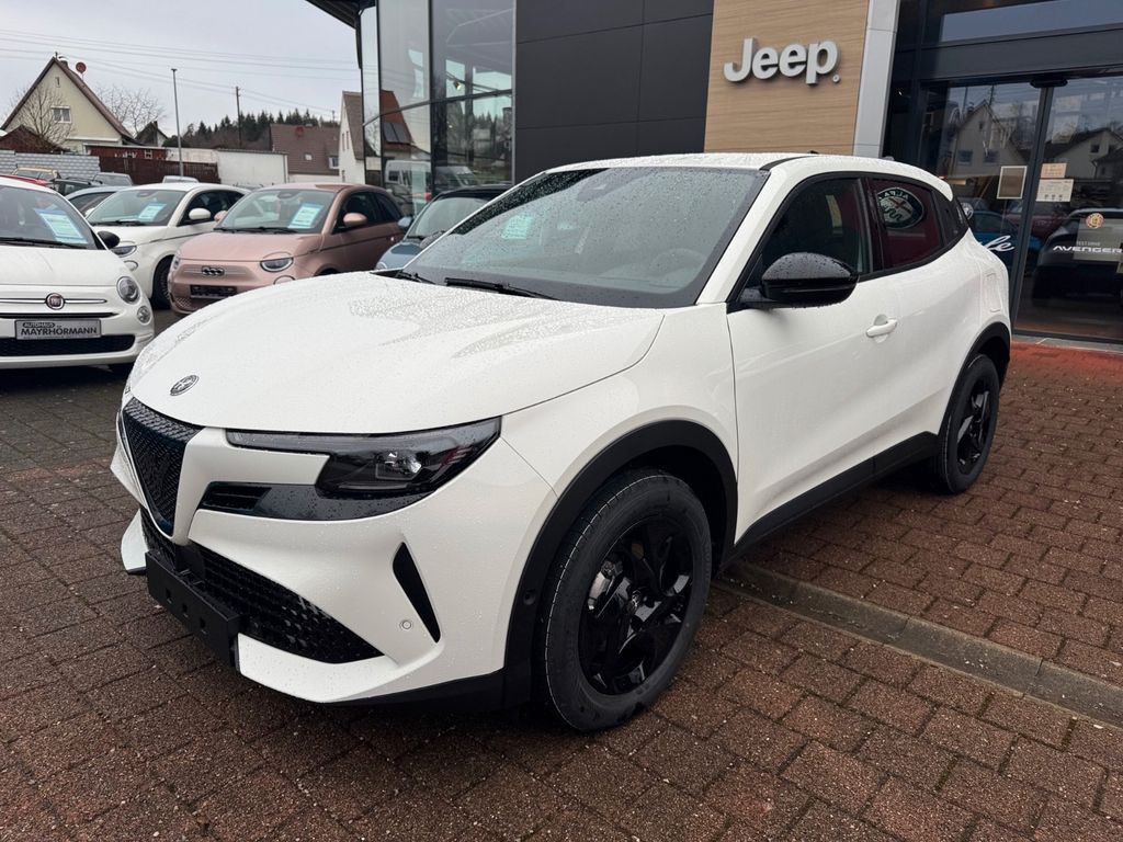 Alfa Romeo Junior 2025