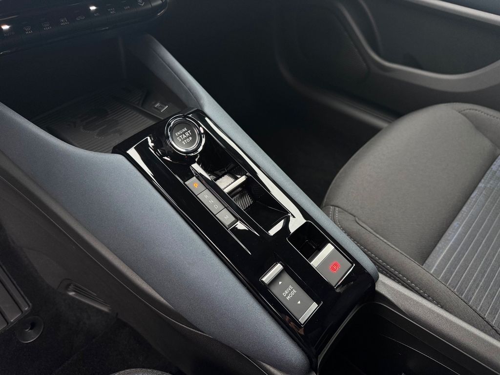 Alfa Romeo Junior 2025