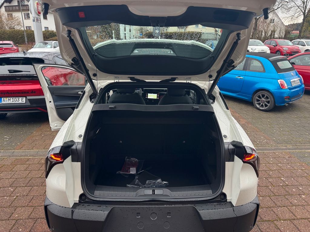 Alfa Romeo Junior 2025