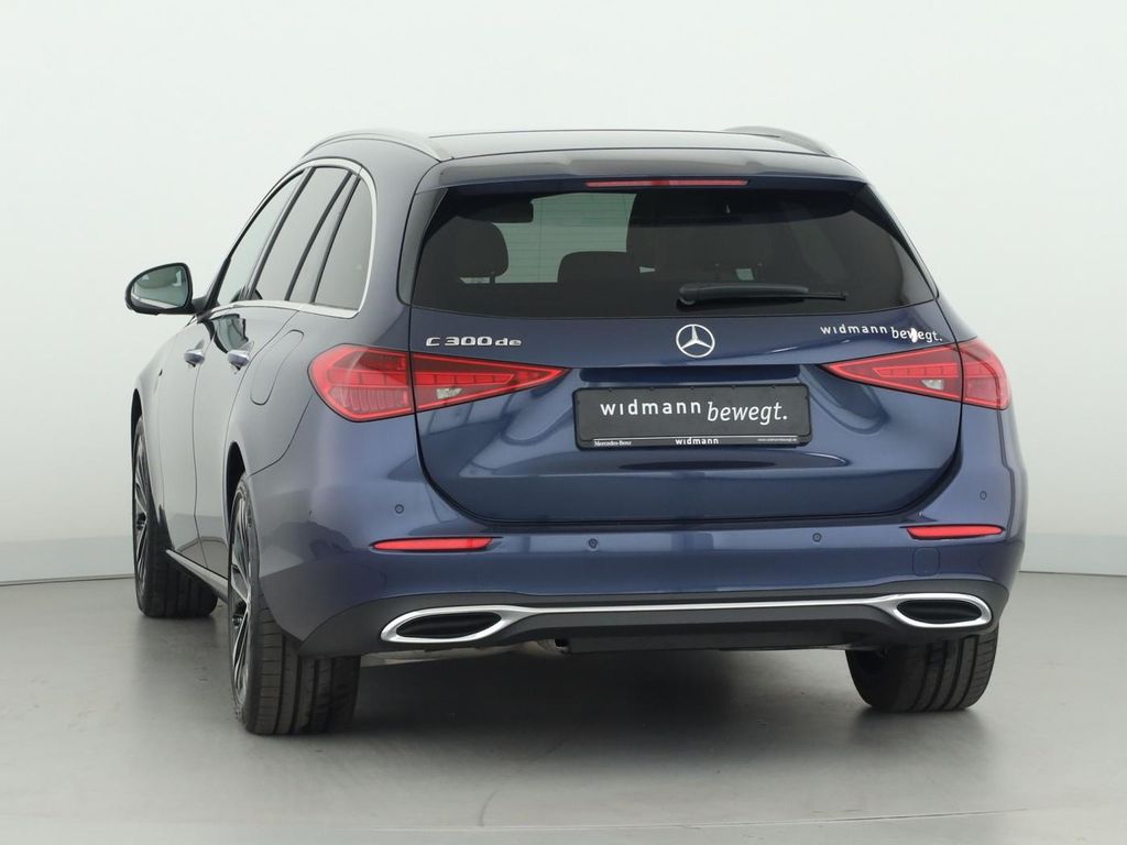 Mercedes-Benz C 300 2025