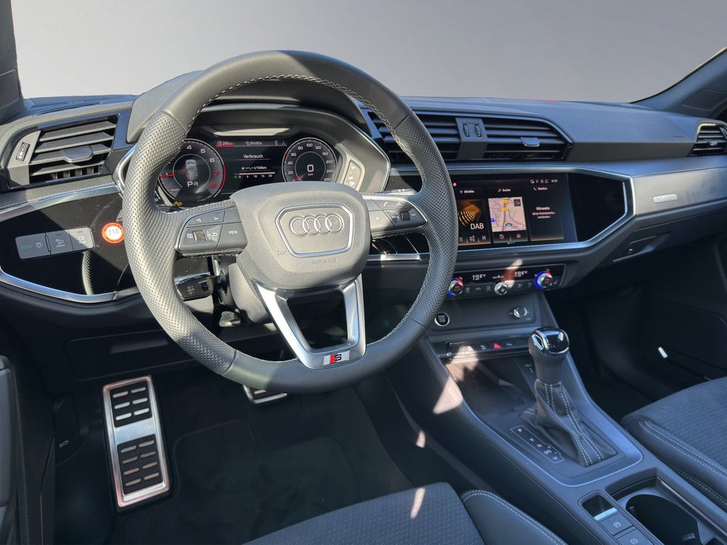 Audi Q3 2025