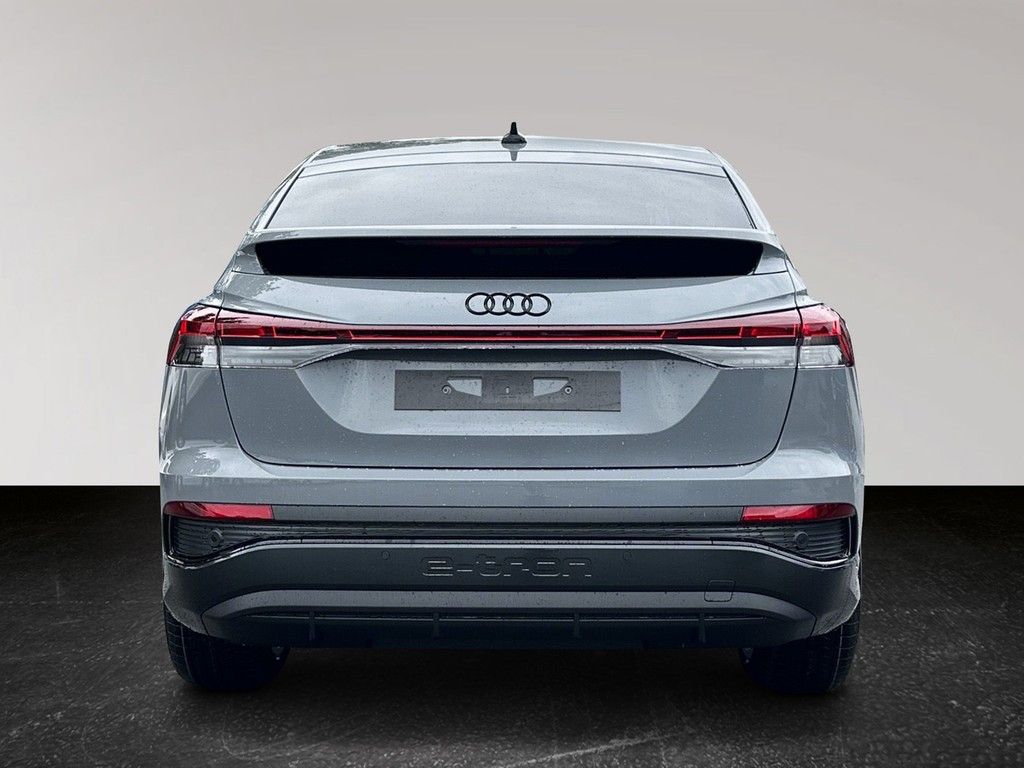 Audi Q4 e-tron 2024