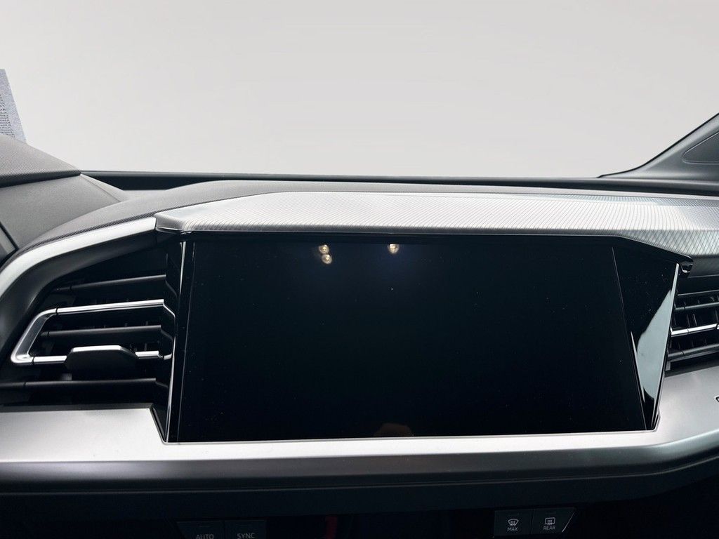 Audi Q4 e-tron 2024