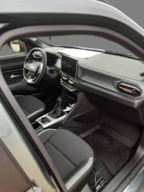 Dacia Duster 2025