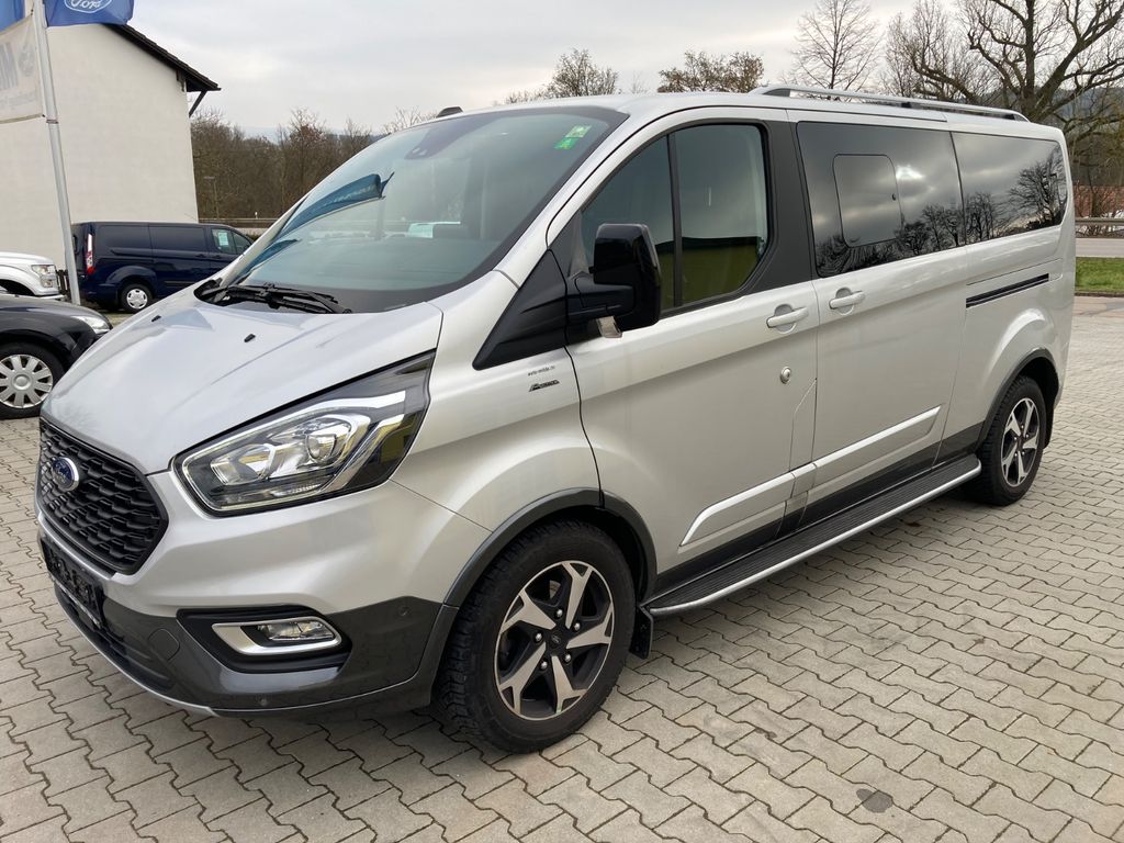 Ford Tourneo Custom 2023