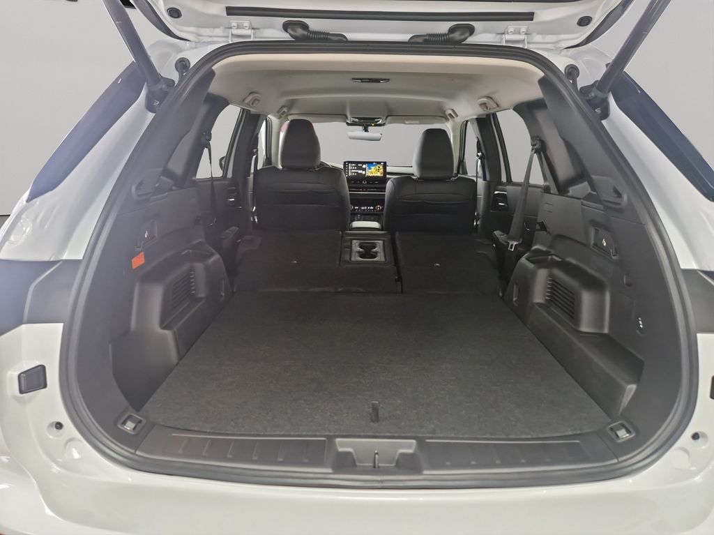 Mitsubishi Plug-in Hybrid Outlander 2025