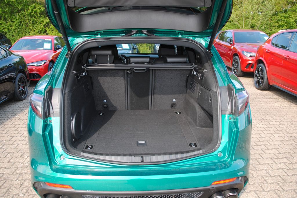 Alfa Romeo Stelvio 2025