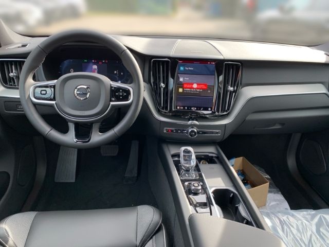 Volvo XC60 2025