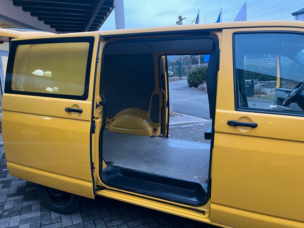 Volkswagen T5 Transporter 2012