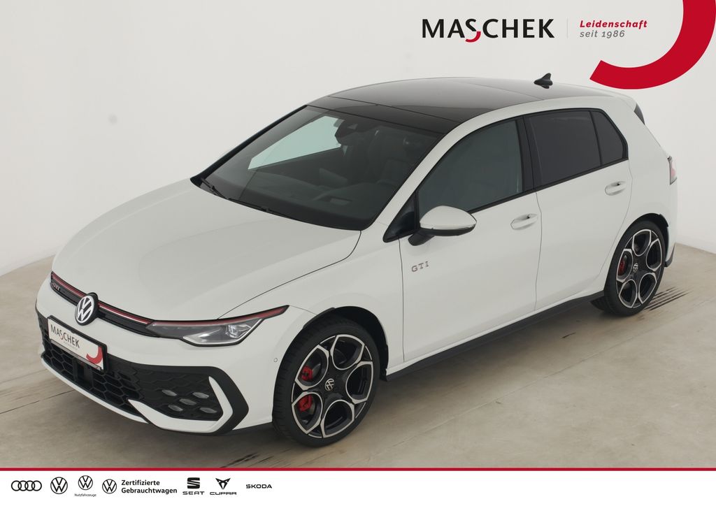 Volkswagen Golf 2025