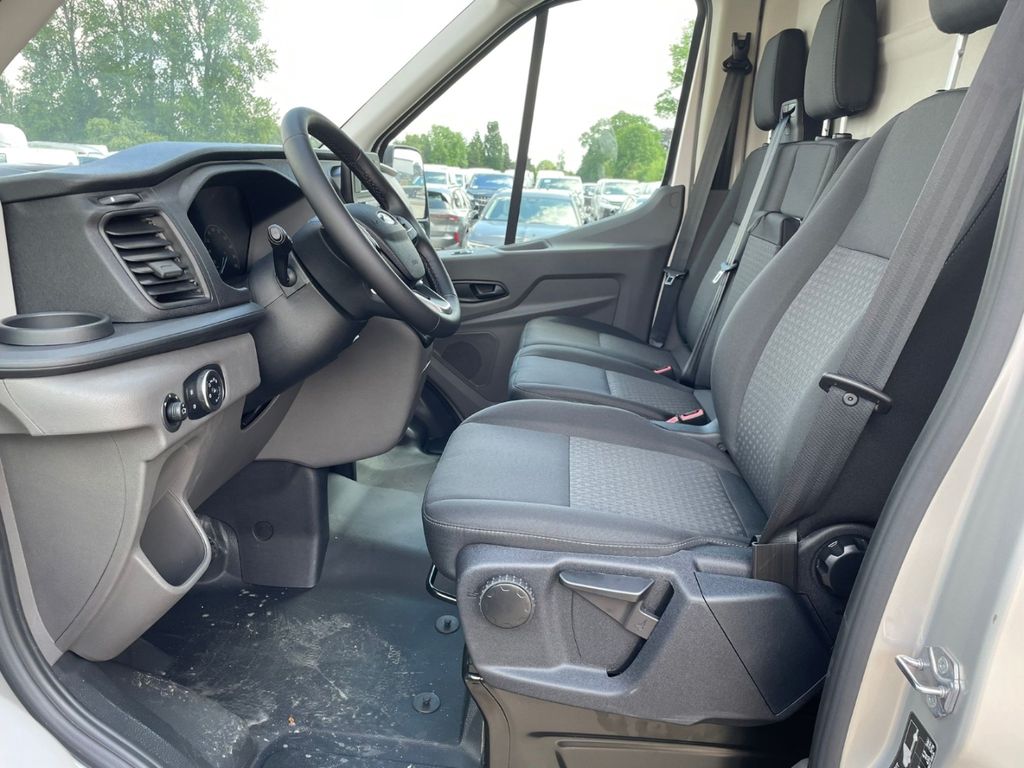 Ford Transit 2024