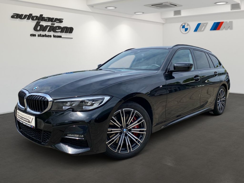 BMW 330 2022