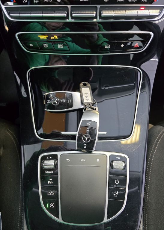 Mercedes-Benz E 200 2021