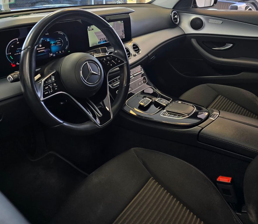 Mercedes-Benz E 200 2021