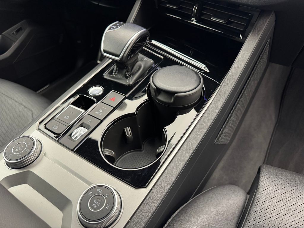 Volkswagen Touareg 2022