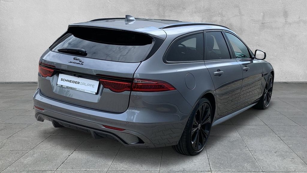 Jaguar XF 2024