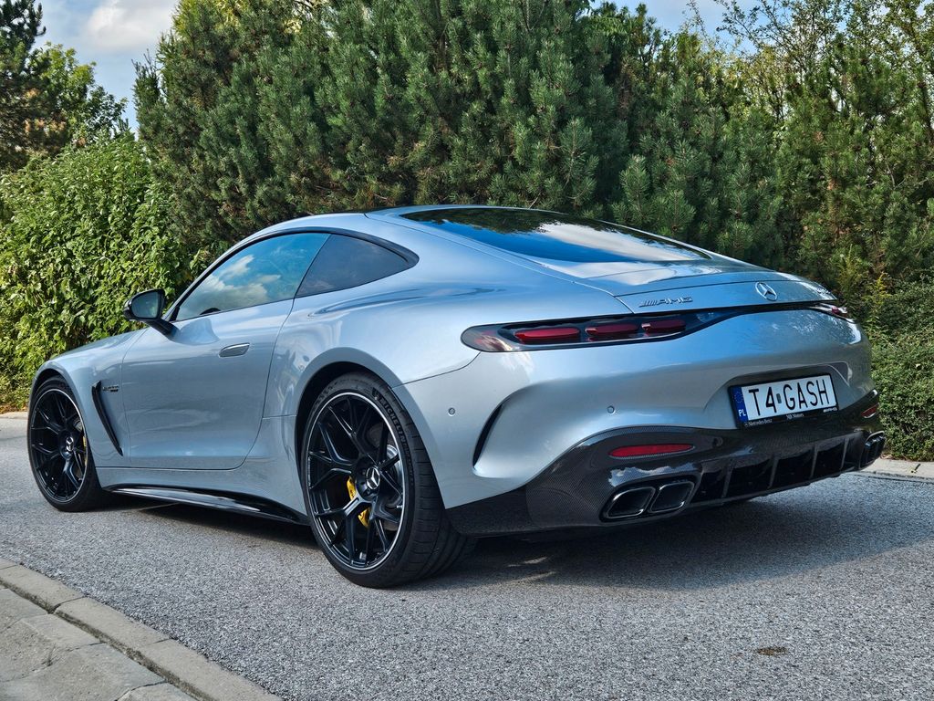 Mercedes-Benz AMG GT 2024
