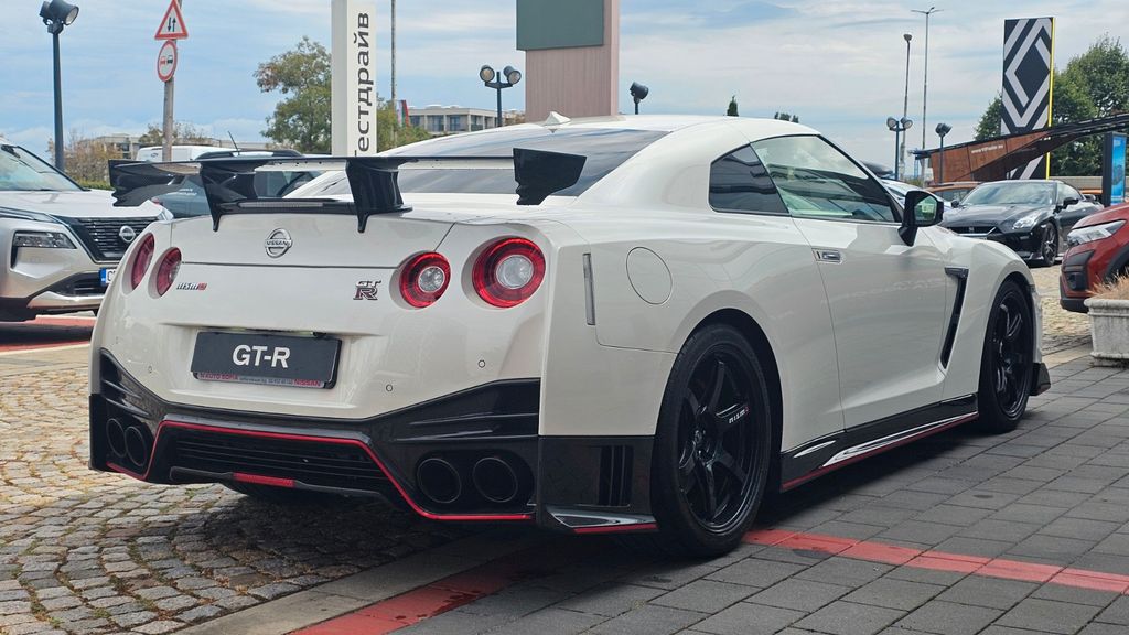 Nissan GT-R 2017