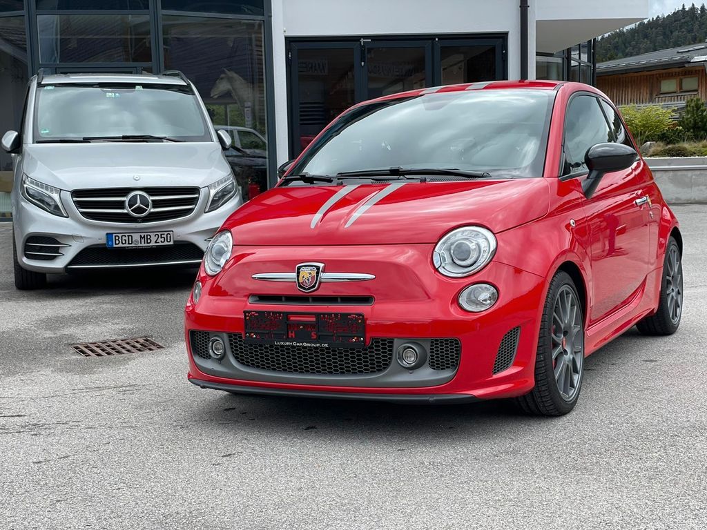 Abarth 695 2010