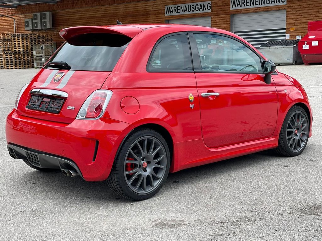 Abarth 695 2010