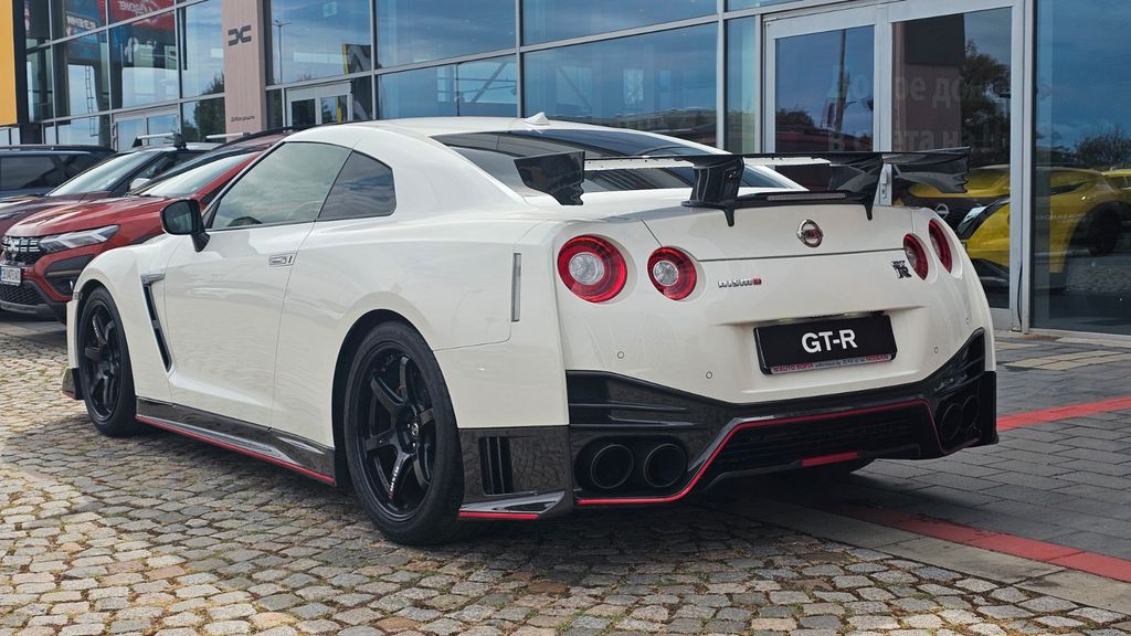 Nissan GT-R 2017