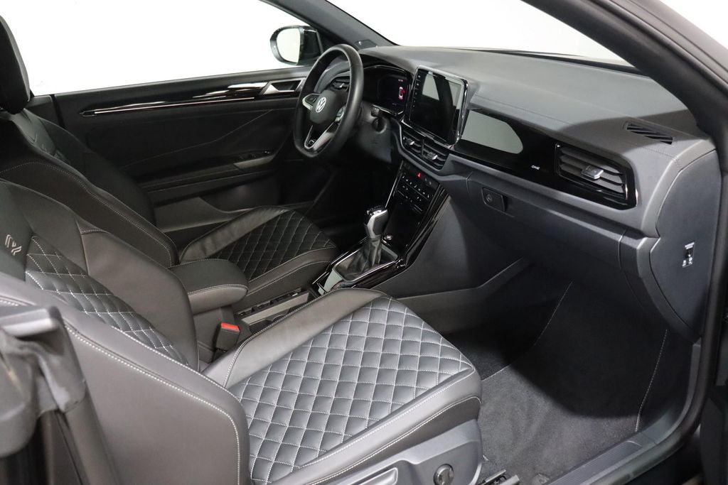 Volkswagen T-Roc 2024