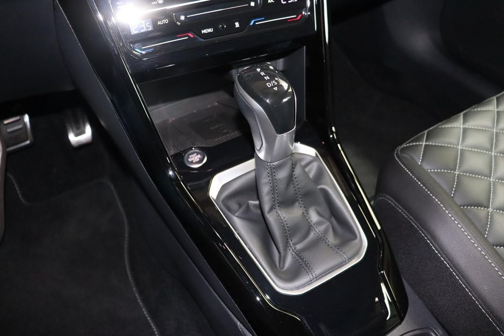 Volkswagen T-Roc 2024