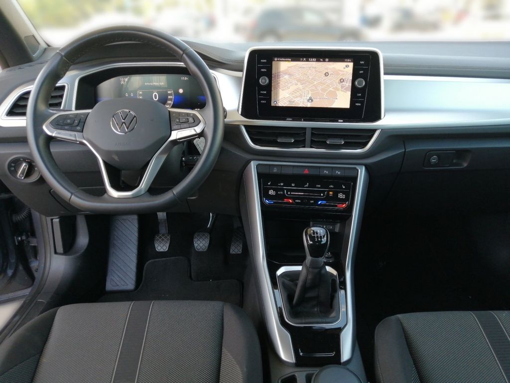 Volkswagen T-Roc 2024