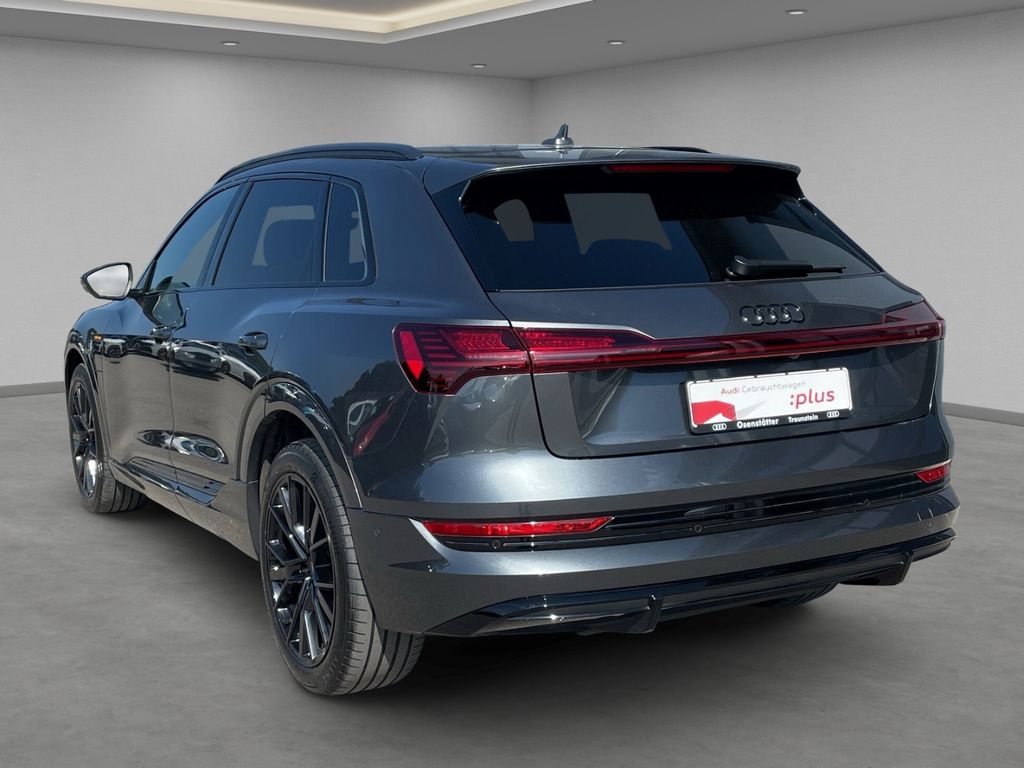 Audi e-tron 2022