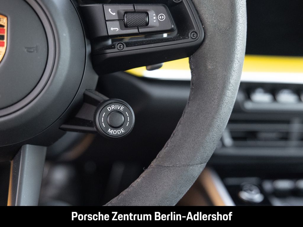 Porsche 992 2024