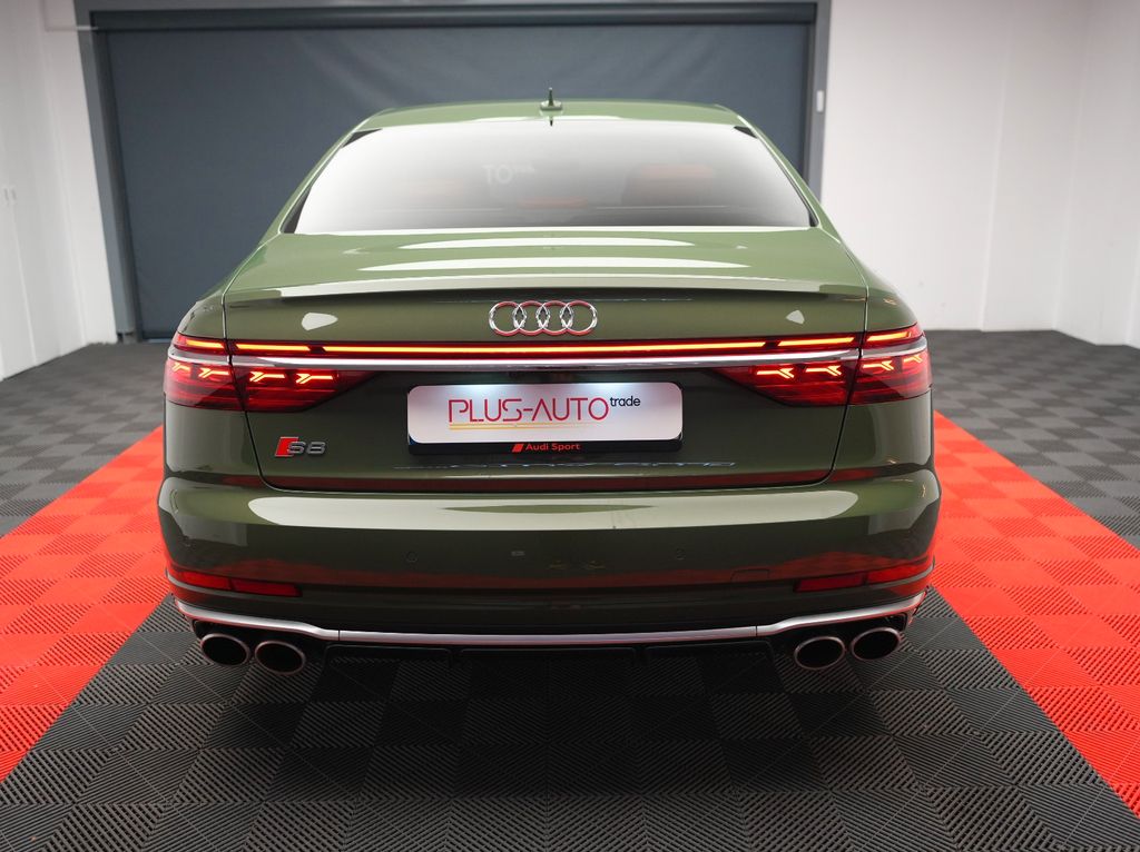 Audi S8 2022