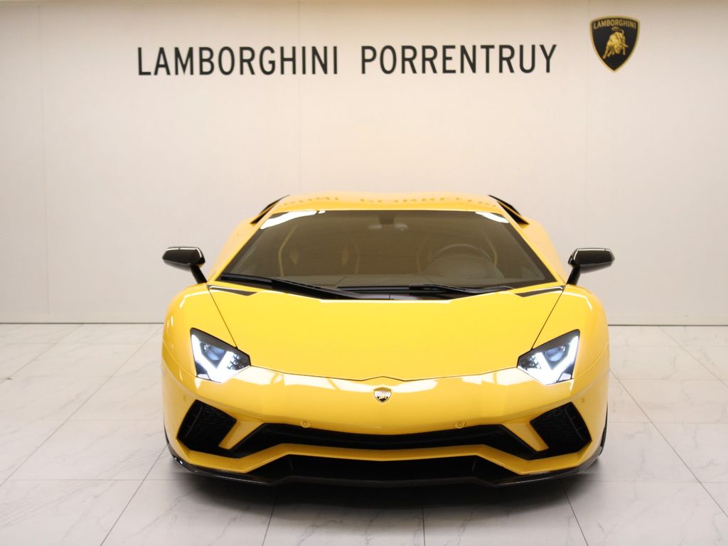 Lamborghini Aventador 2018