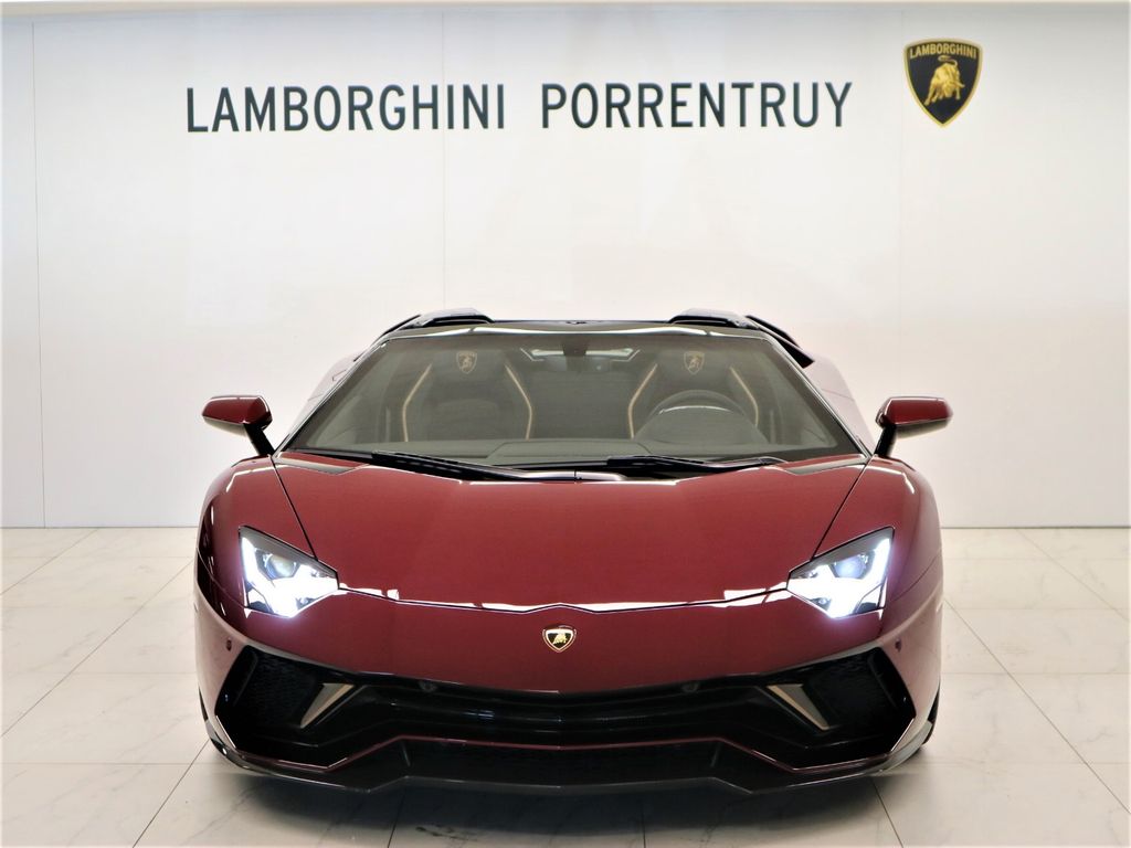 Lamborghini Aventador 2022