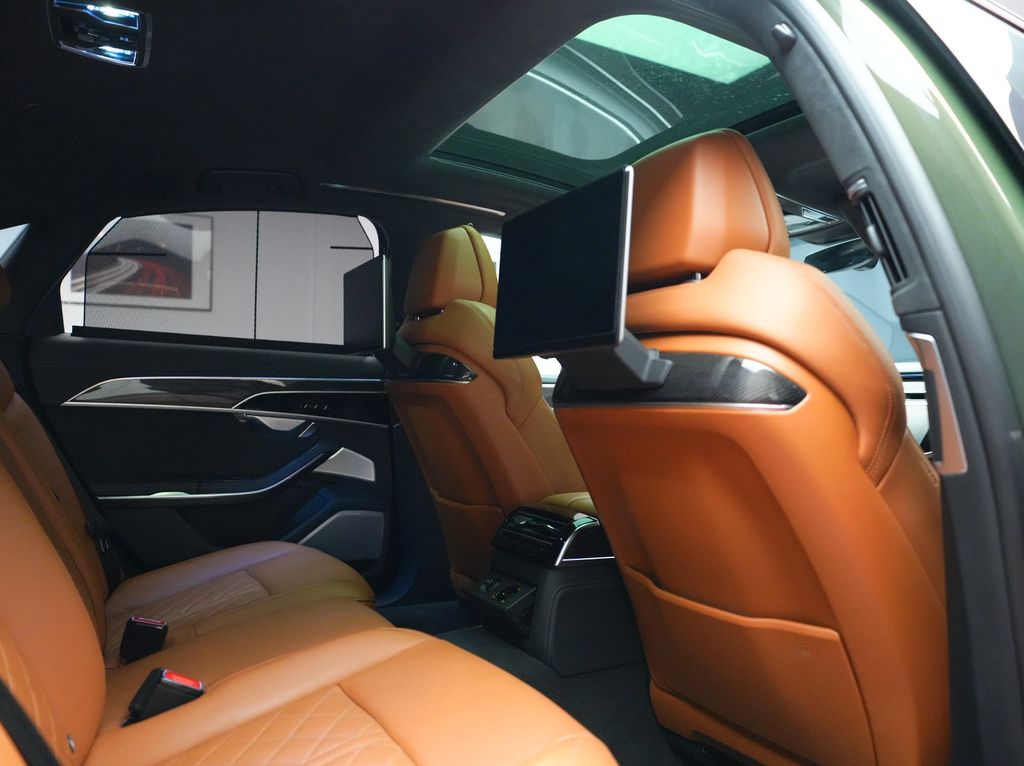 Audi S8 2022