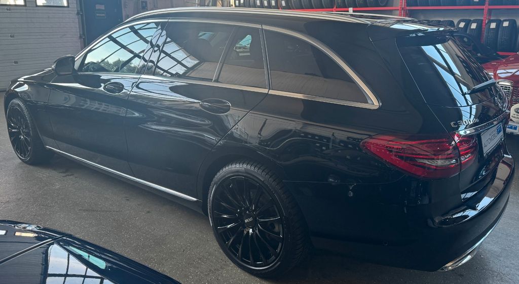 Mercedes-Benz C 300 2021