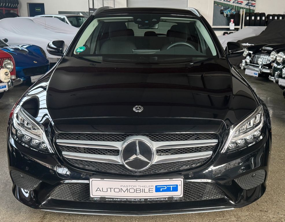 Mercedes-Benz C 300 2021
