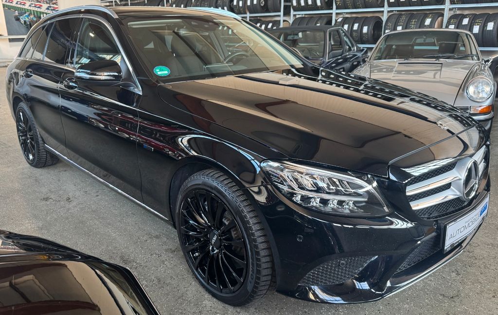 Mercedes-Benz C 300 2021