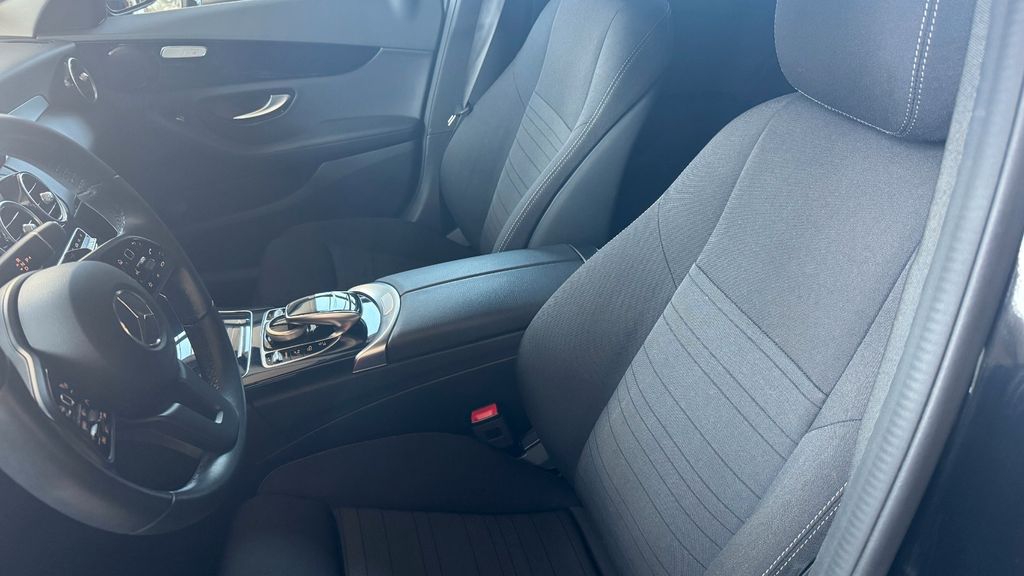 Mercedes-Benz C 300 2021